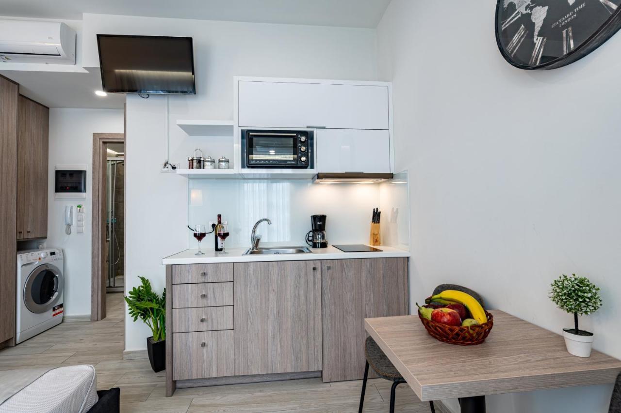 White & Gray Apartment Rethymno Exterior foto